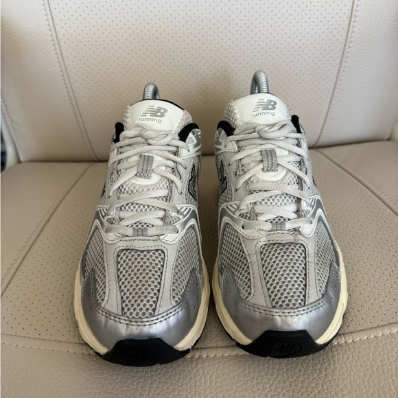 Size 5.5M/ 7W - New Balance 530 “Silver Cream” Men’s Sneakers MR530TA - Picture 2 of 8